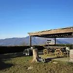 Сasa de vacaciones Peaceful In With Garden *