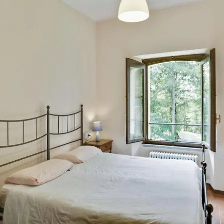 Vakantiehuis Peaceful In With Garden Verbania